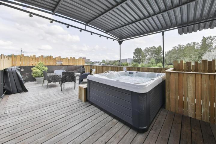 La Peniche De Fabrice Avec Jacuzzi Privatif Apartamento Estrasburgo Exterior foto