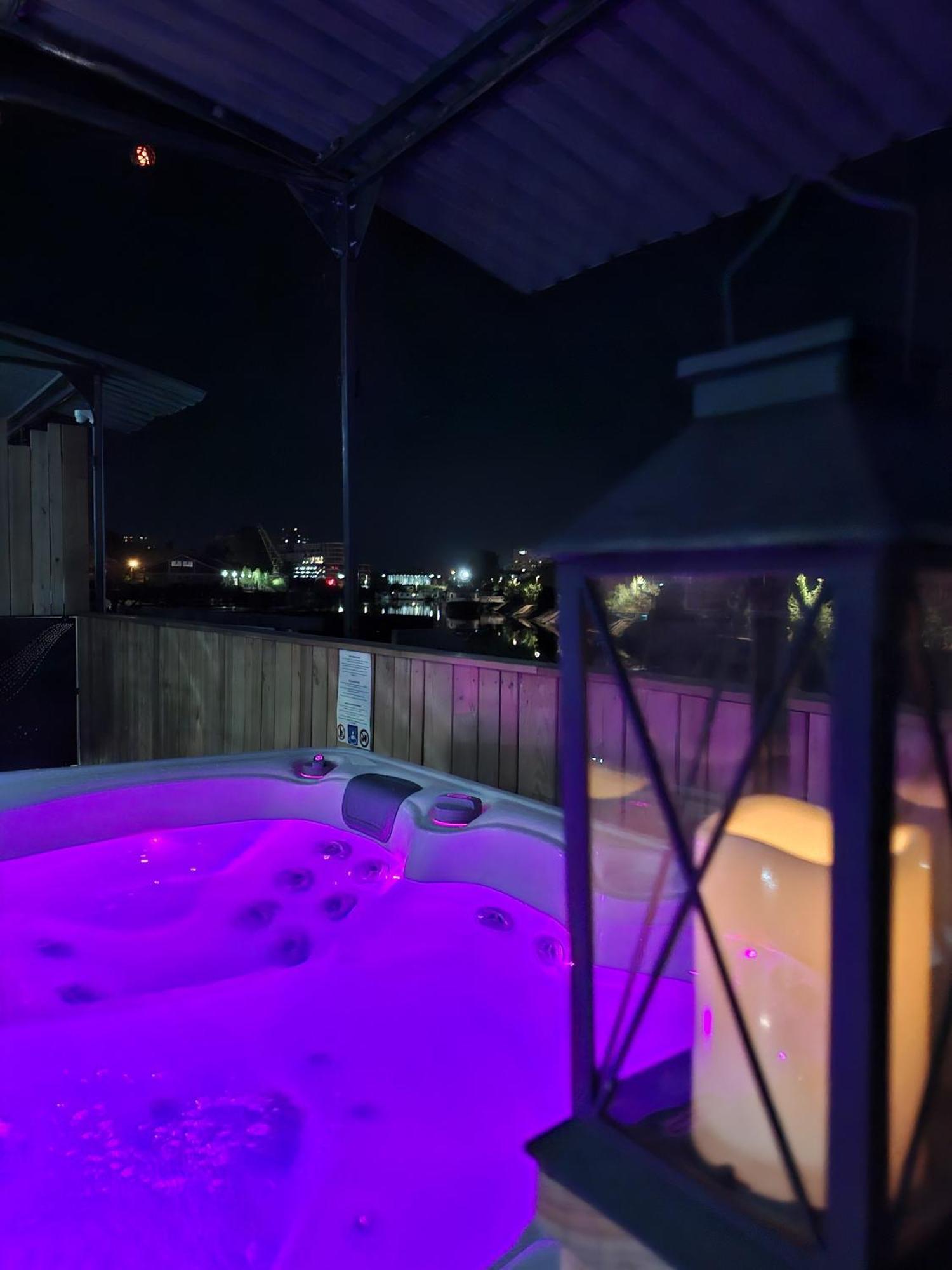 La Peniche De Fabrice Avec Jacuzzi Privatif Apartamento Estrasburgo Exterior foto