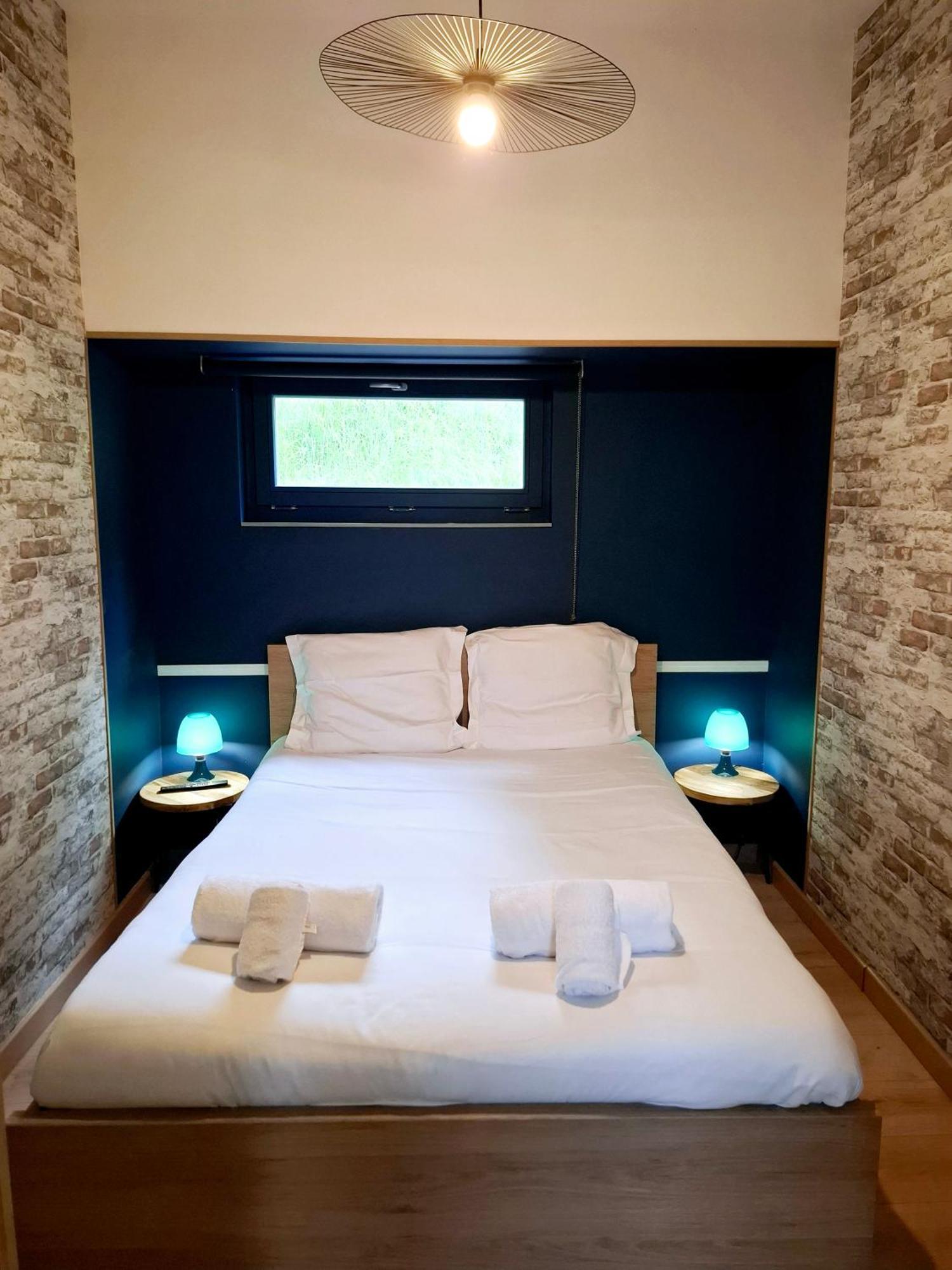 La Peniche De Fabrice Avec Jacuzzi Privatif Apartamento Estrasburgo Quarto foto