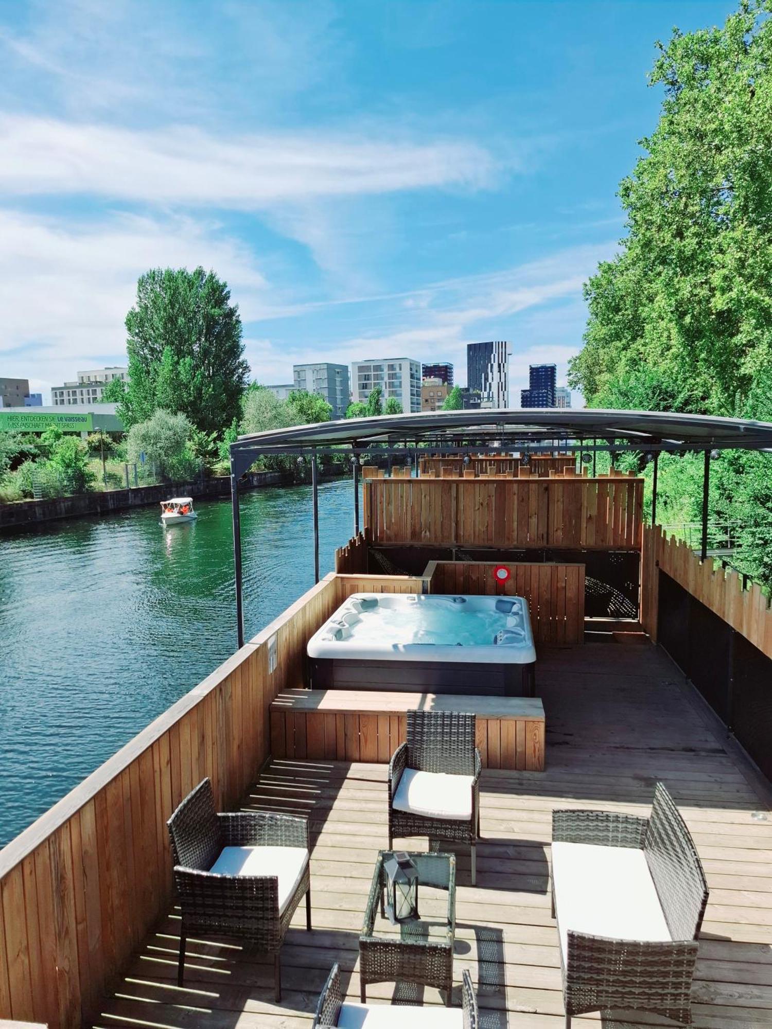 La Peniche De Fabrice Avec Jacuzzi Privatif Apartamento Estrasburgo Exterior foto